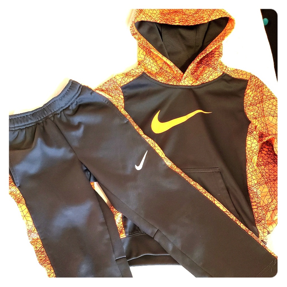 Boys Nike outfit